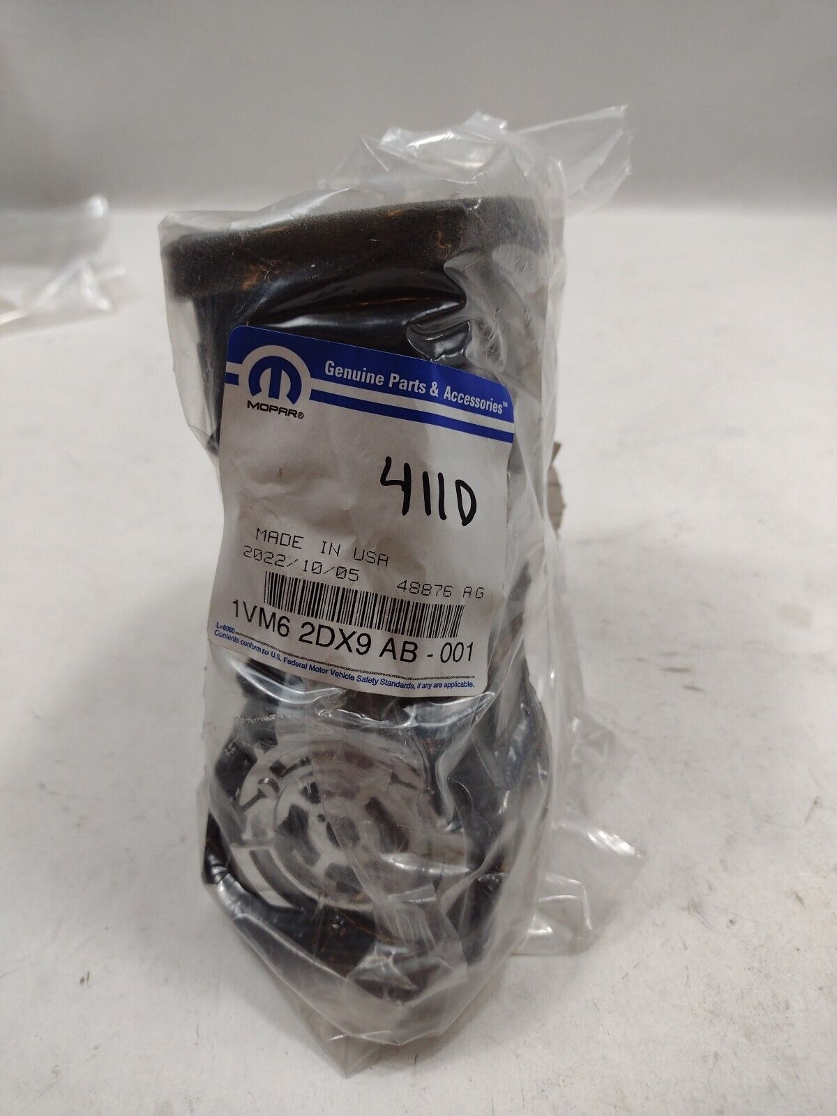 Genuine OEM Mopar Air Cond/heater Vents Right Hand 1VM62dX9AN