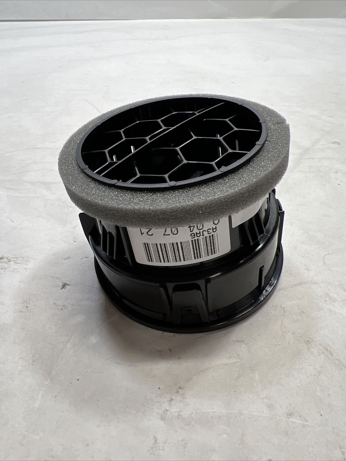 New OEM Genuine Ford F-150 2009-2014 Louver Vent Air Assembly 9L3Z19893AA