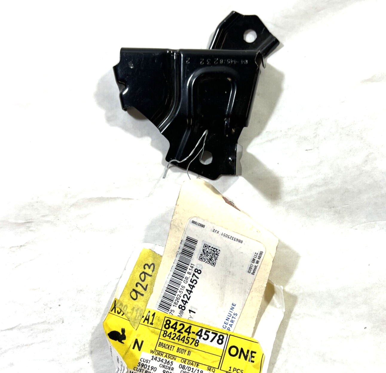 Genuine OEM GM Chevrolet Cruze Front Upper Body Bracket Panel 2016-2019 84244578