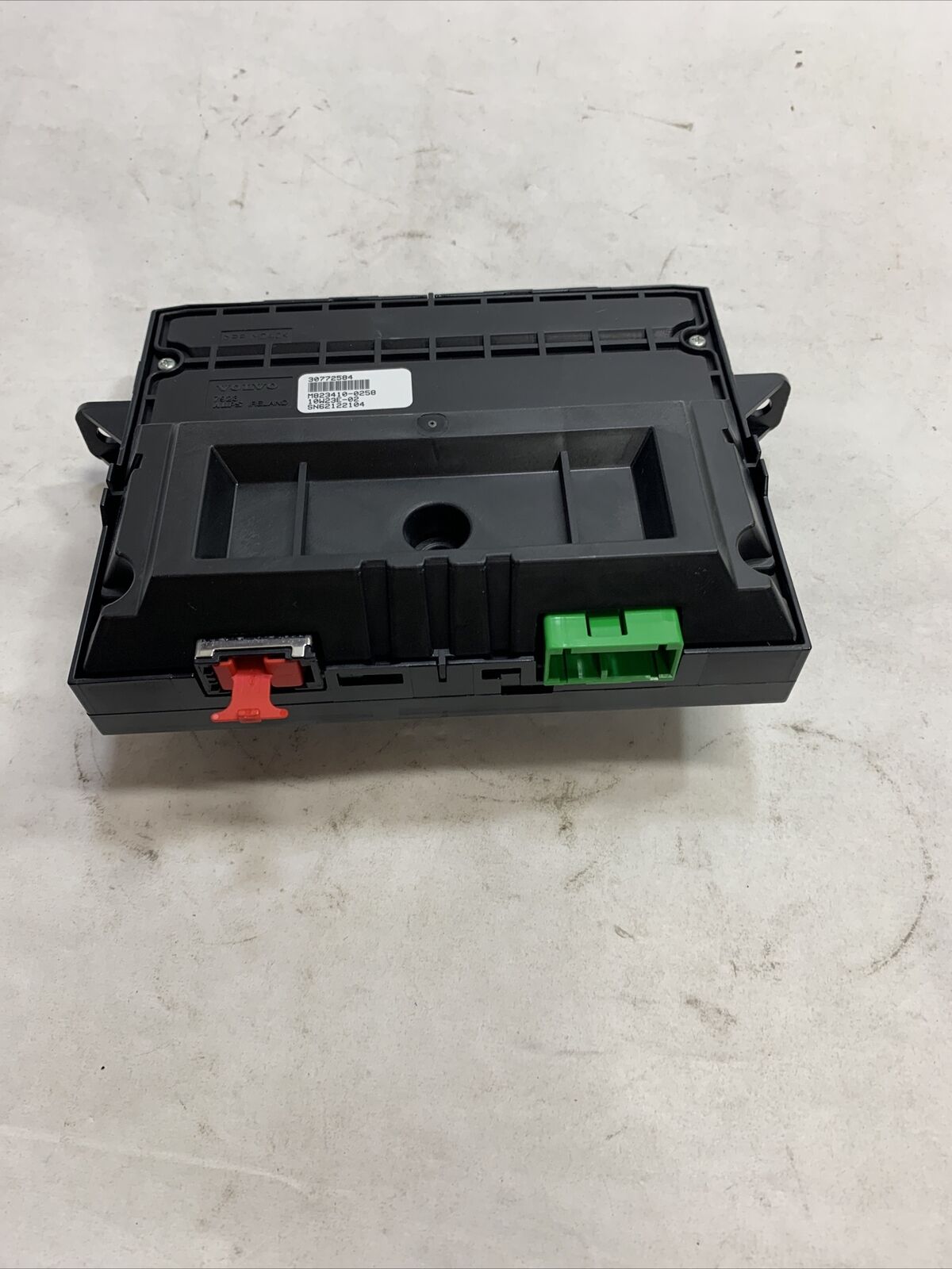 New OEM 2010-2011 Volvo Xc60 Dash Upper Display Screen 30772584