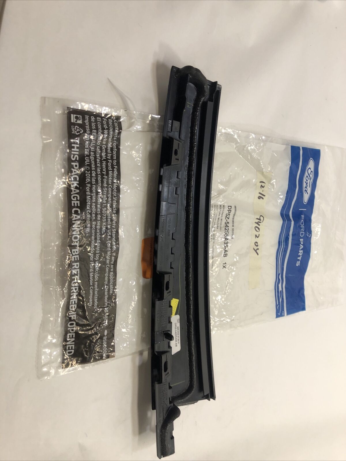 New OEM Ford Lincoln MKZ Molding Door Window Applique 2013-20  DP5Z-54255A35-AB