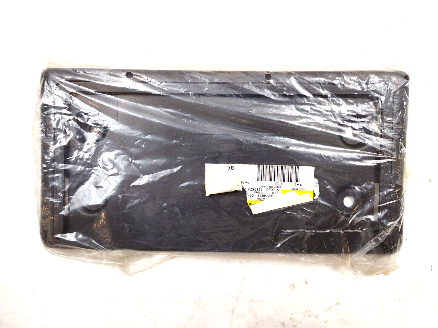 Genuine OEM GM Chevy Trailblazer License Plate Bracket 2002-2009 15032014