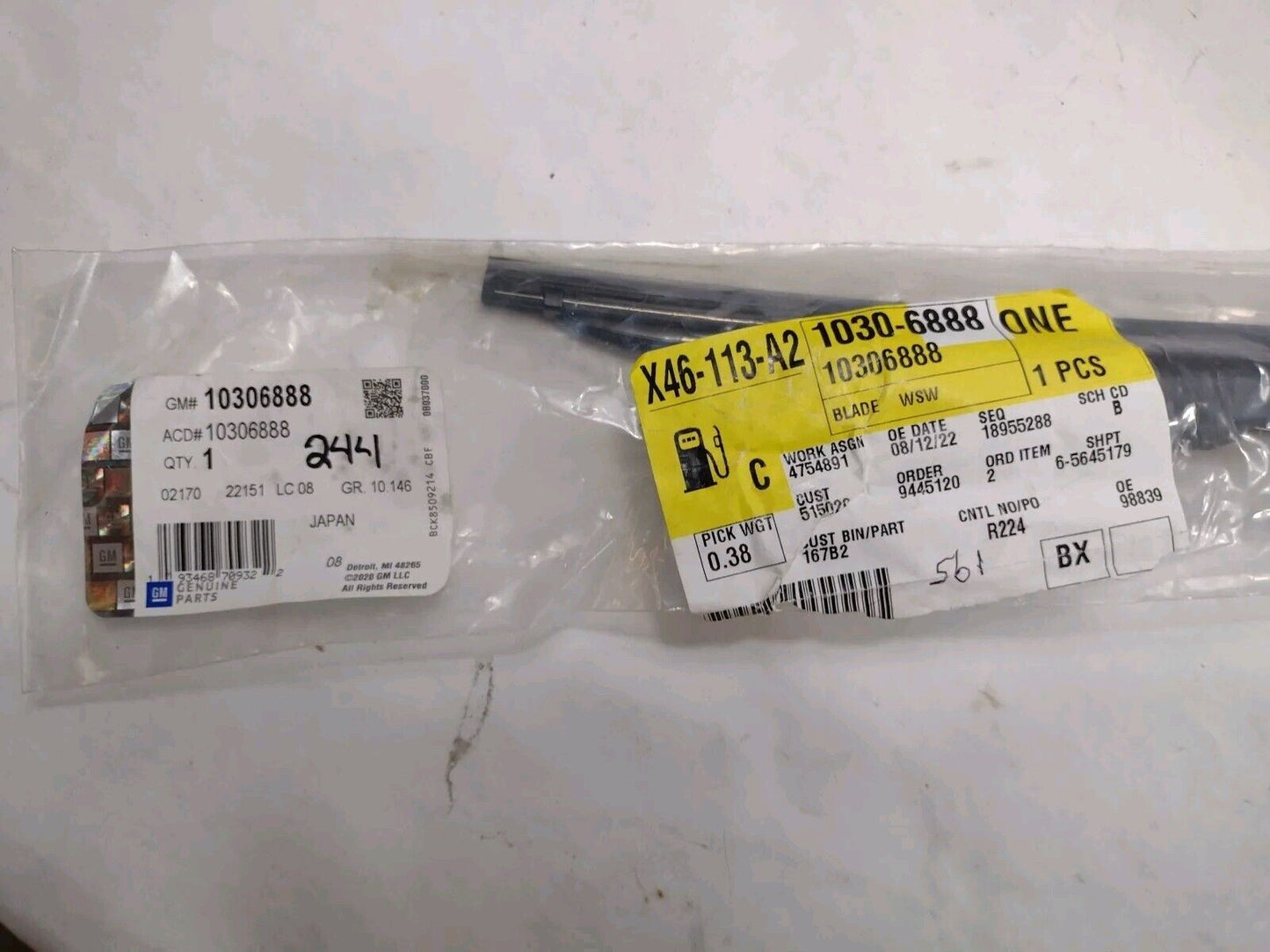 Genuine OEM GM Chevy Corvette Windshield Wiper Blade 2005-2013 10306888