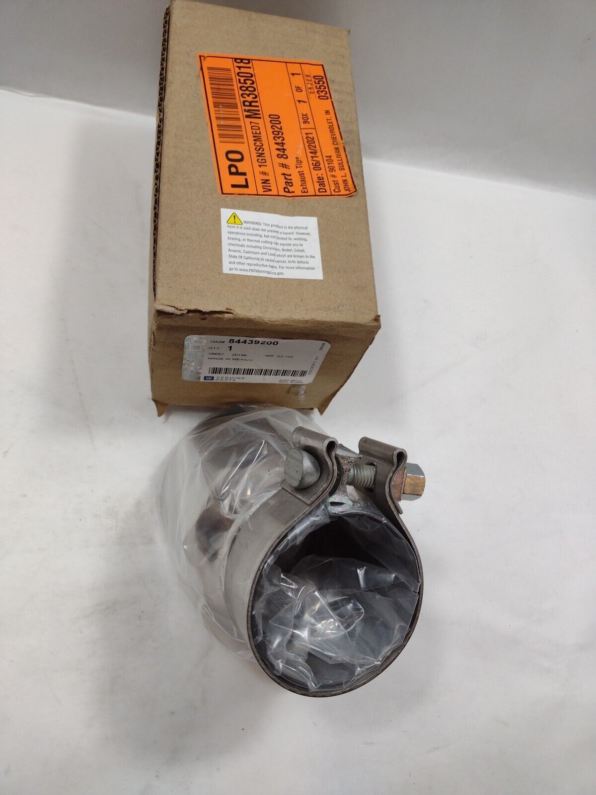 Genuine OEM GM Exhaust Tip Dual Wall Angle Cut w/logo 5.3L 2015-2022 84439200