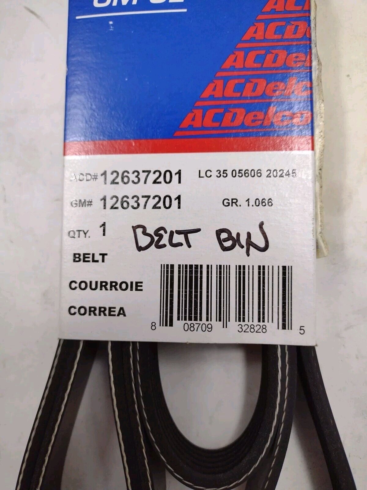 Genuine OEM GM Chevy Express 1500 Serpentine Drive Fan Belt 2007-2014 12637201