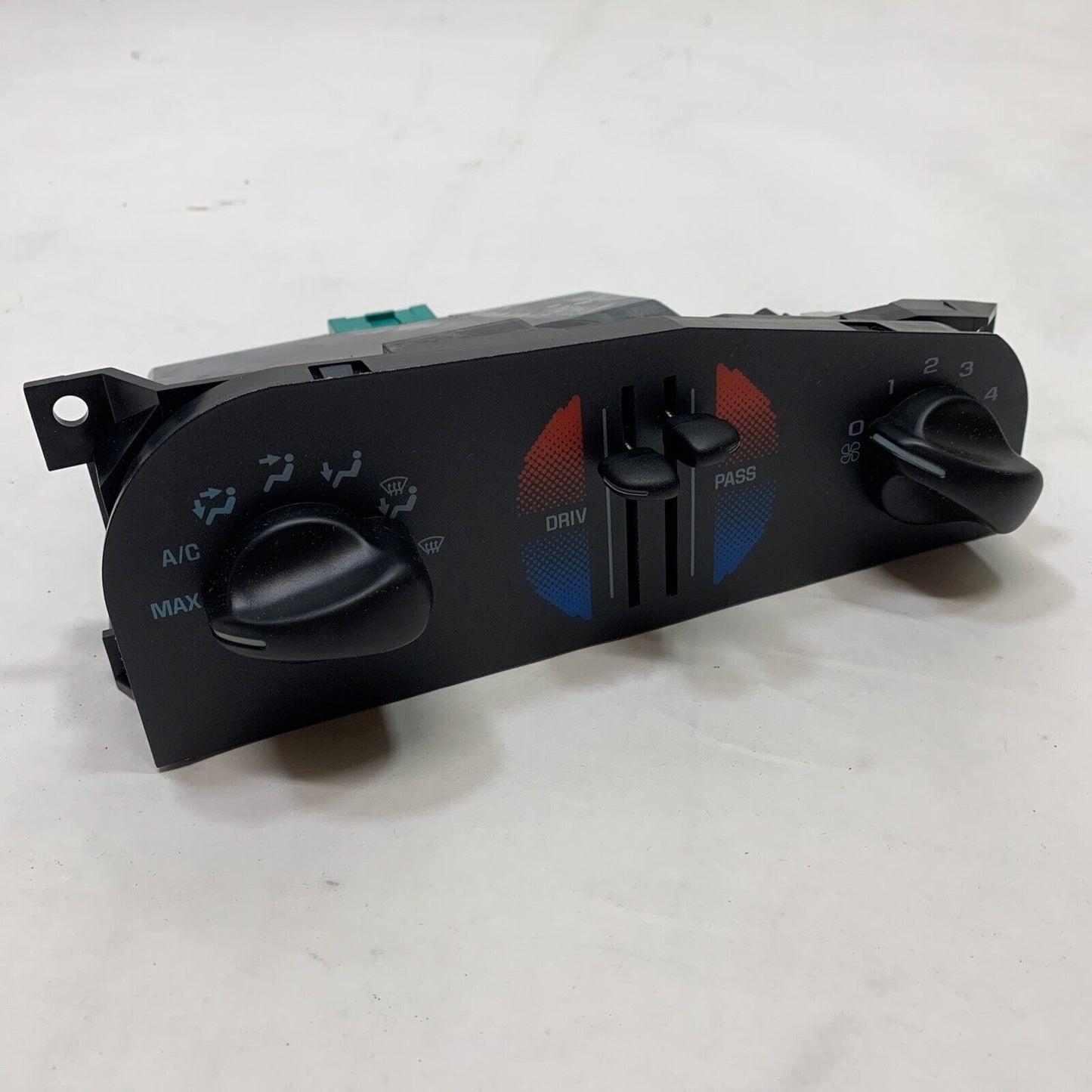 New OEM GM 1995-99 Chevy Monte Carlo AC HVAC Climate Temp Control Unit 16189541