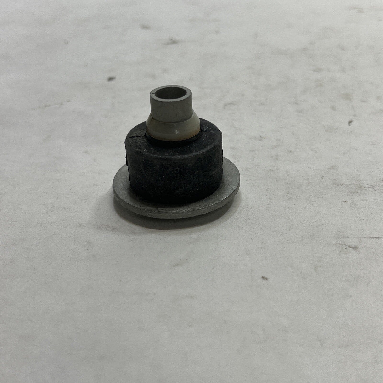 47299528