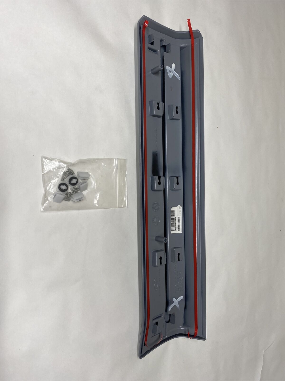 New OEM Ford Side Molding Rear Driver Side Lower 2009-14 9T4Z-7825557-APTM