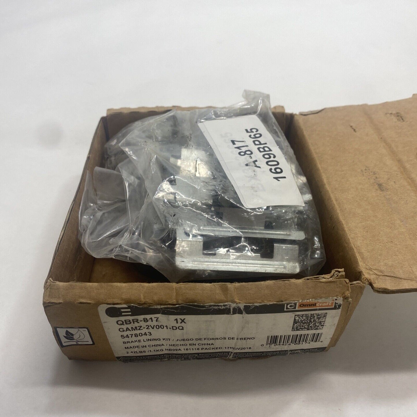 New OEM Ford Kit - Brake Pad Kit GAMZ-2V001-DQ QBR817