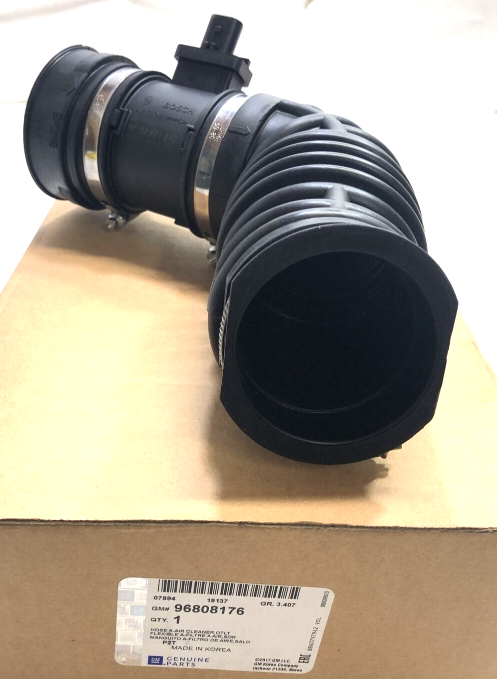 New OEM GM Engine Air Intake Hose Chevy Aveo 1.6L-L4 2009-11 GENUINE 96808176