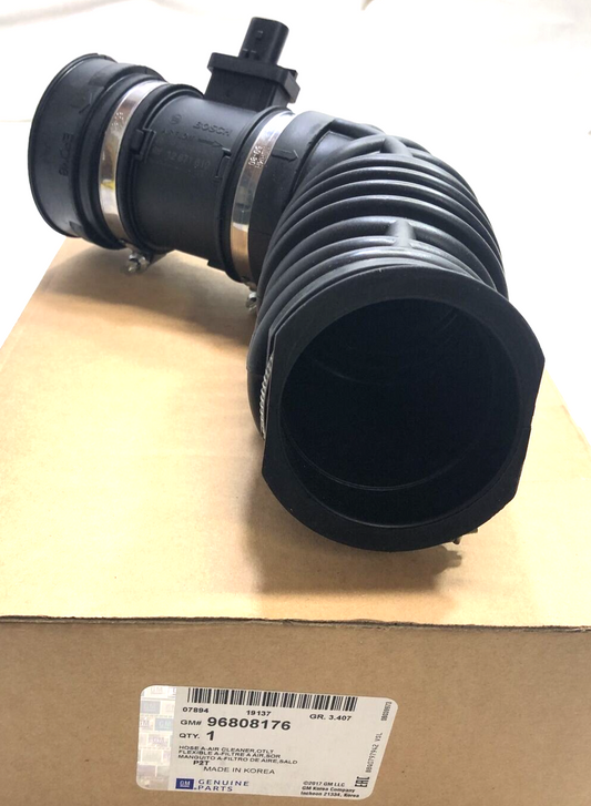 New OEM GM Engine Air Intake Hose Chevy Aveo 1.6L-L4 2009-11 GENUINE 96808176