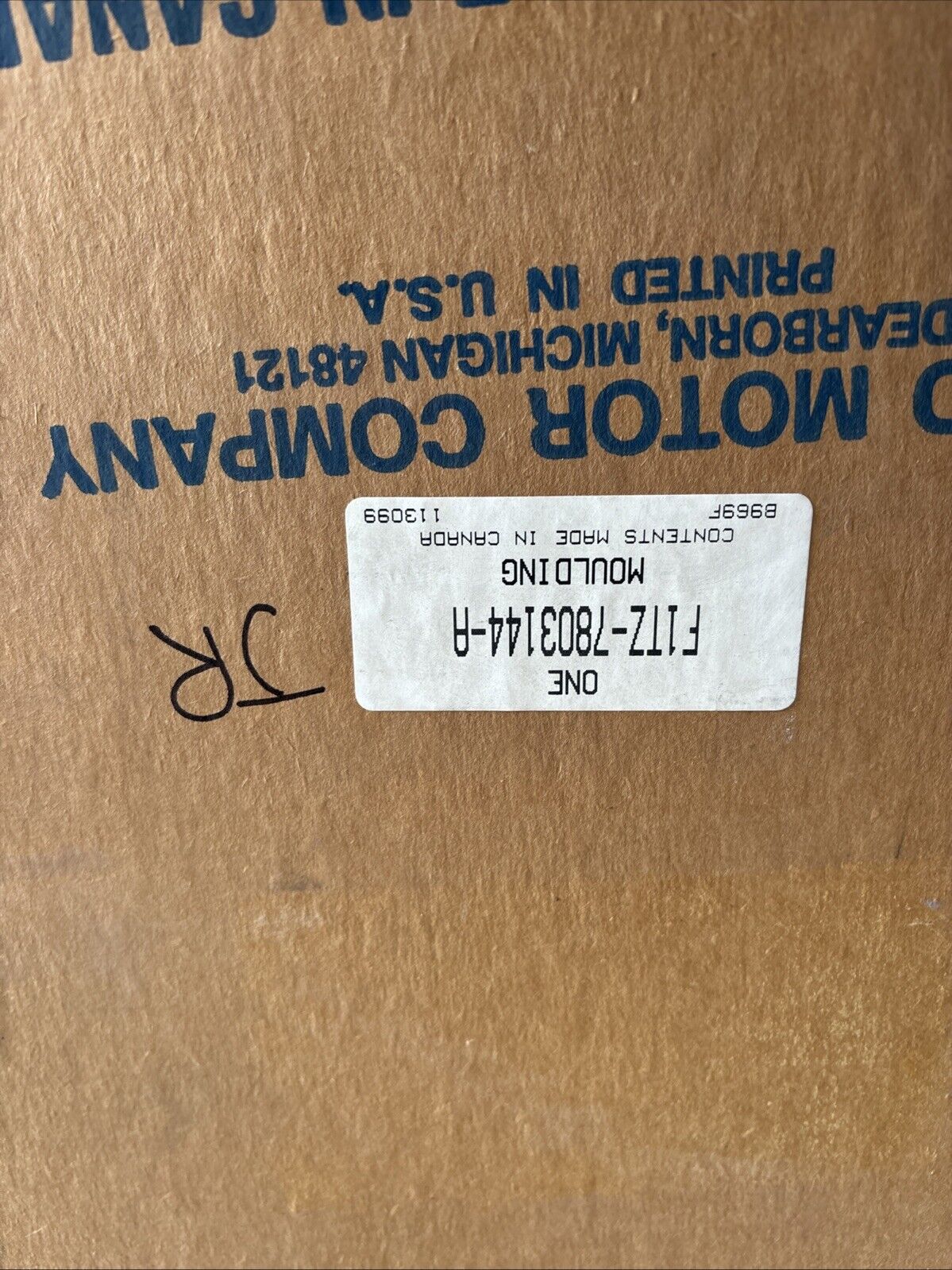 Genuine OEM GM Ford Windhsield Moulding F1TZ-7803144-A