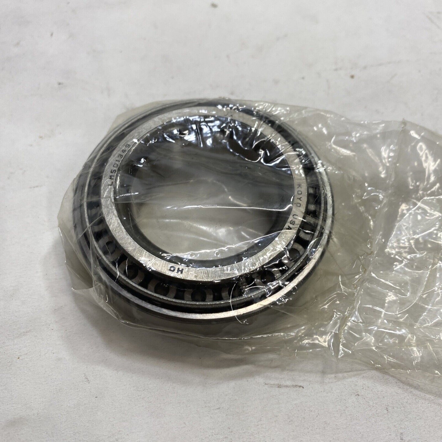 GM 26051816 Rear Differential Side Bearing -- NEW OEM -- 20997053