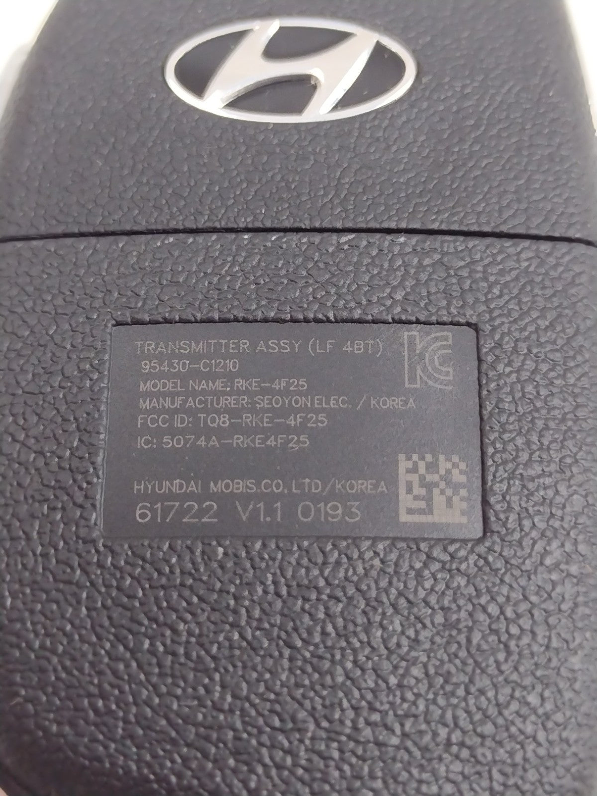 47300478