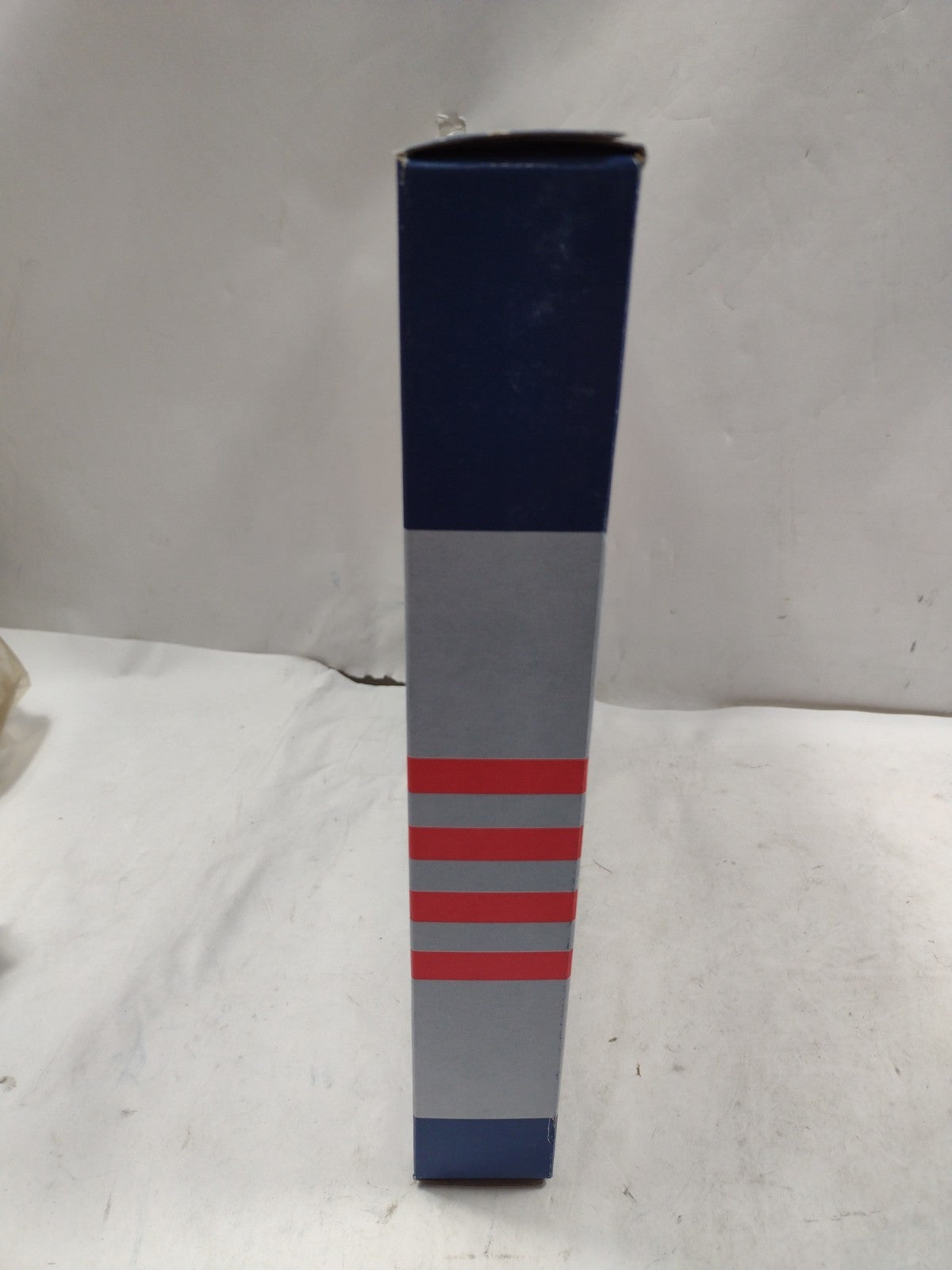 47300500